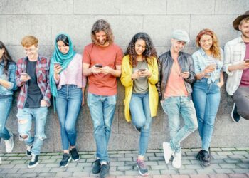 Gen Z smartphone addiction can boost compulsive buying – but businesses can  help them kick the shopping habit